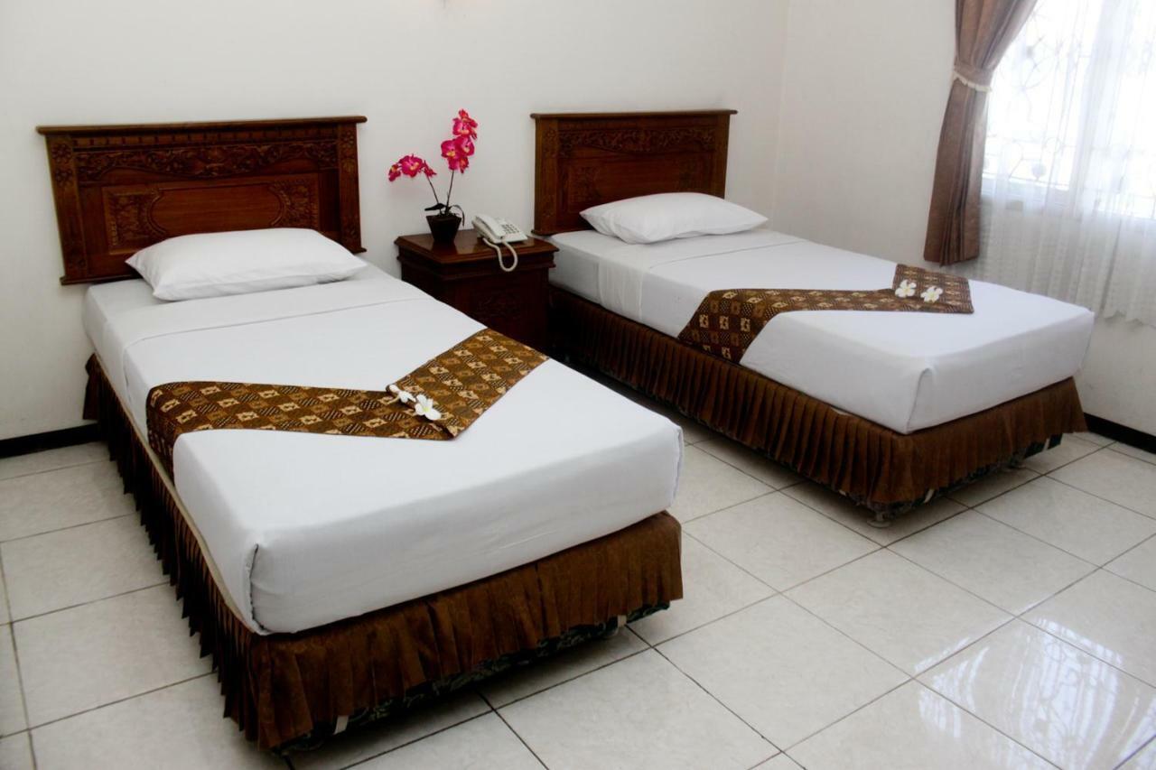 Indramayu Hotel Wiwi Perkasa 2 מראה חיצוני תמונה