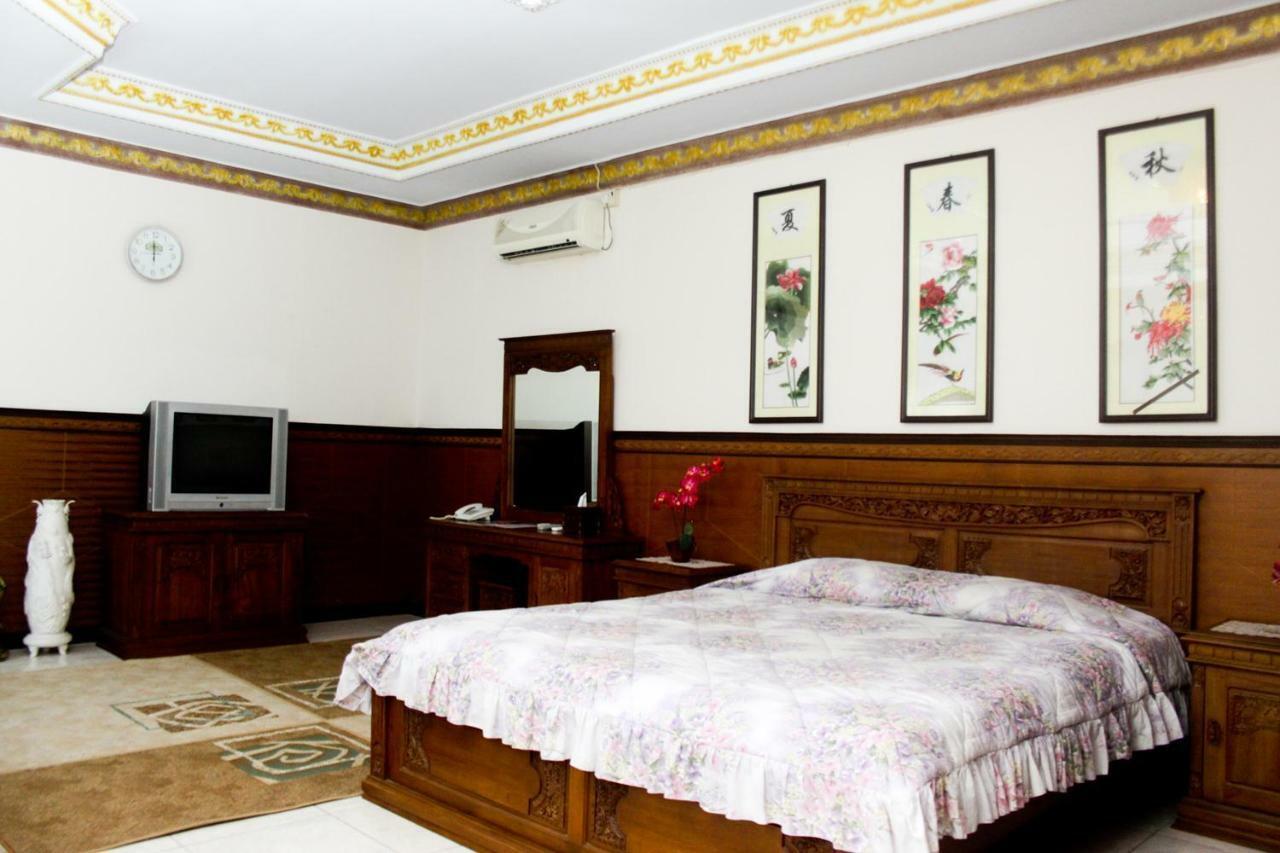 Indramayu Hotel Wiwi Perkasa 2 מראה חיצוני תמונה